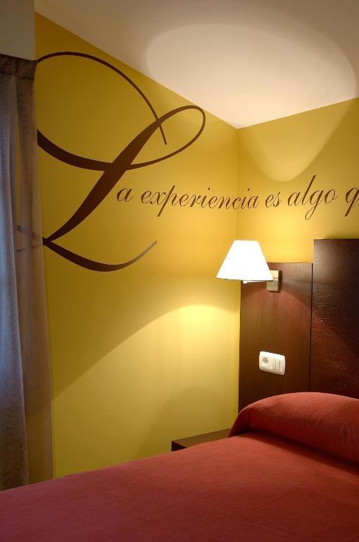 Hotel Restaurante Aldama Амуррио Экстерьер фото